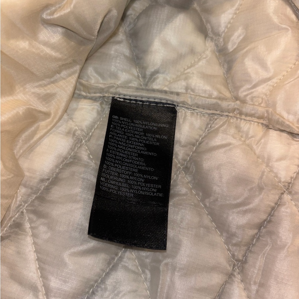 North Face Packable Puffer Jacket Light Weight - image 3